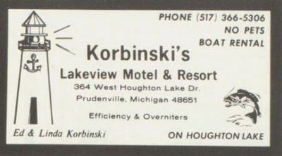 Korbinskis Lakeview Motel (McKees Coffee Bar and Cabins, Denton Creek Motel) - Vintage Yearbook Ad (newer photo)